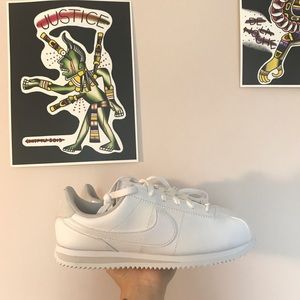 WHITE NIKE CORTEZ (BRAND NEW, NEVER WORN)